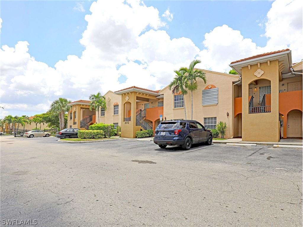 4172 Castilla Circle #201 Fort Myers FL 33916 224046862 image1
