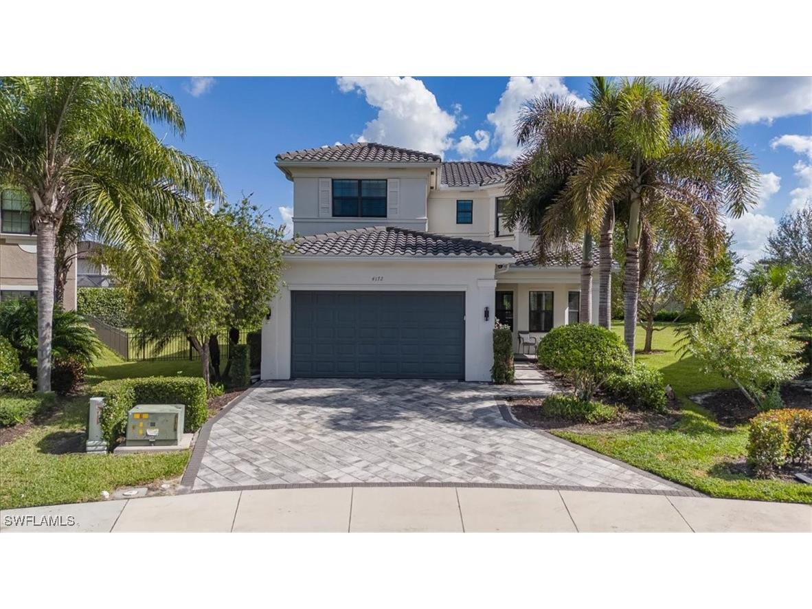 4172 Crescent Court Naples FL 34119 225076264 image1
