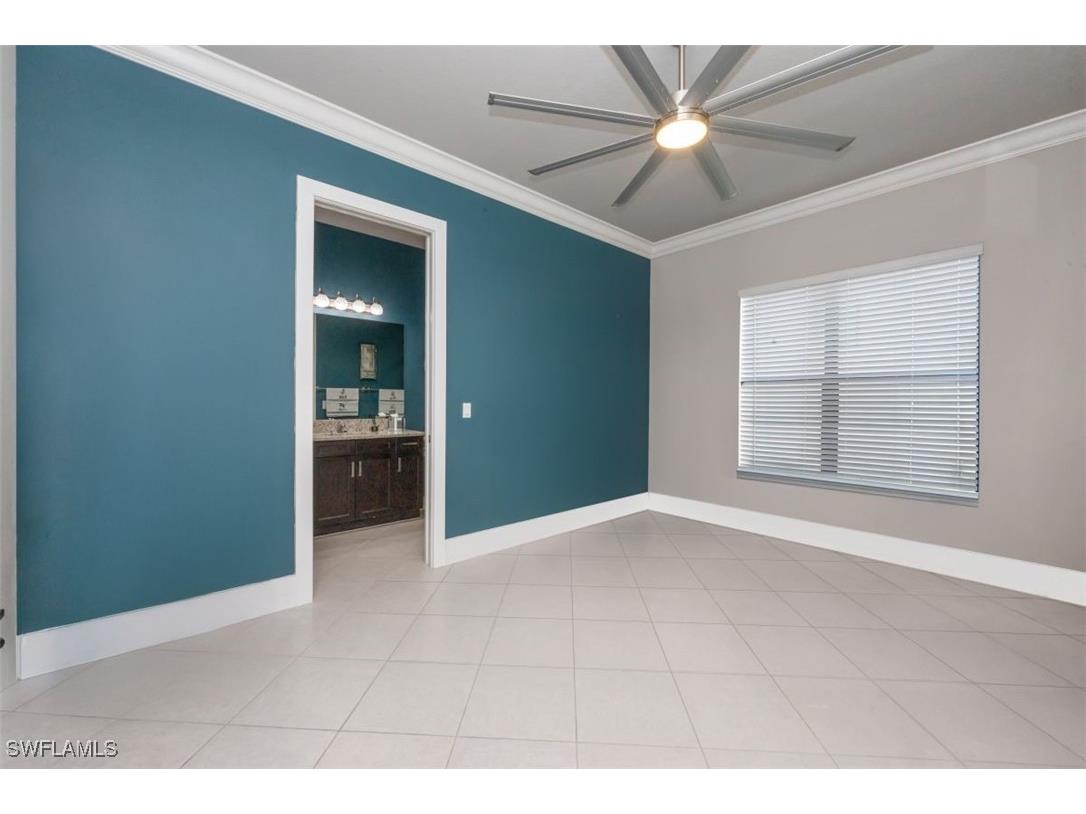 4172 Crescent Court Naples FL 34119 225076264 image13