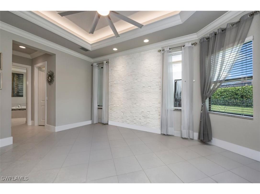 4172 Crescent Court Naples FL 34119 225076264 image16