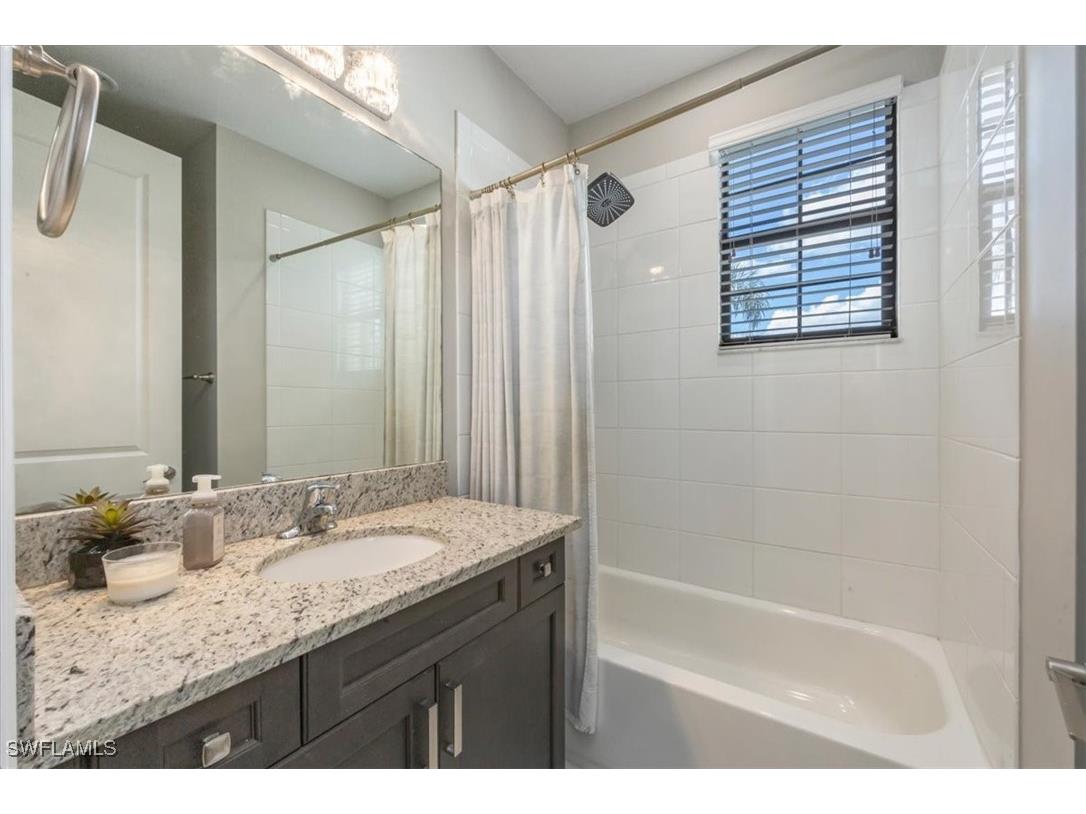 4172 Crescent Court Naples FL 34119 225076264 image27