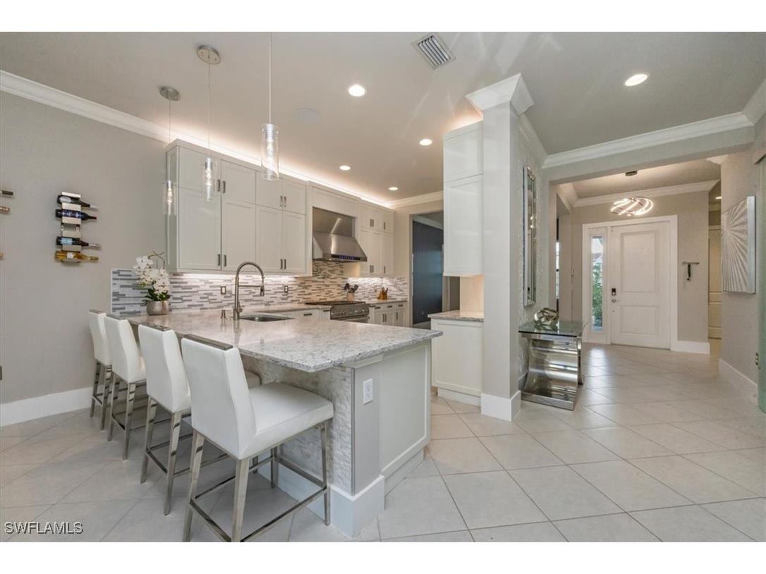 4172 Crescent Court Naples FL 34119 225076264 image8