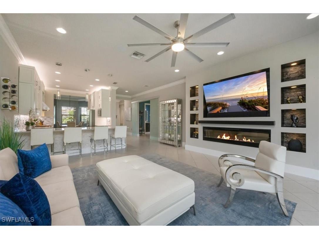 4172 Crescent Court Naples FL 34119 225076264 image9