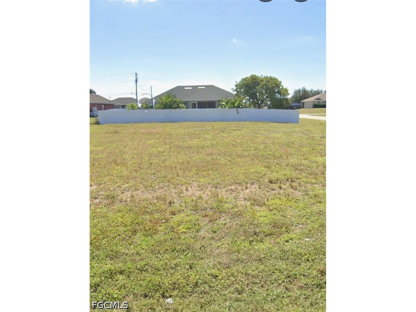 418 Kismet Parkway W Cape Coral FL 33993 2026025073 image1