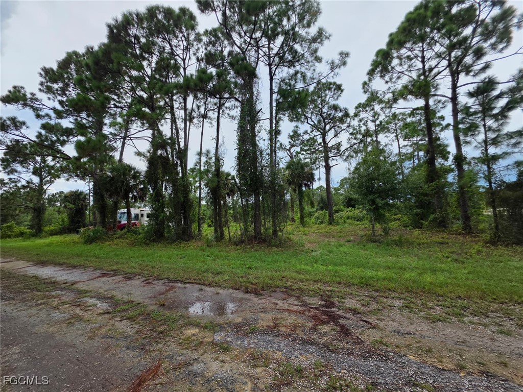418 Lampion Avenue S Lehigh Acres FL 33974 2025009548 image2