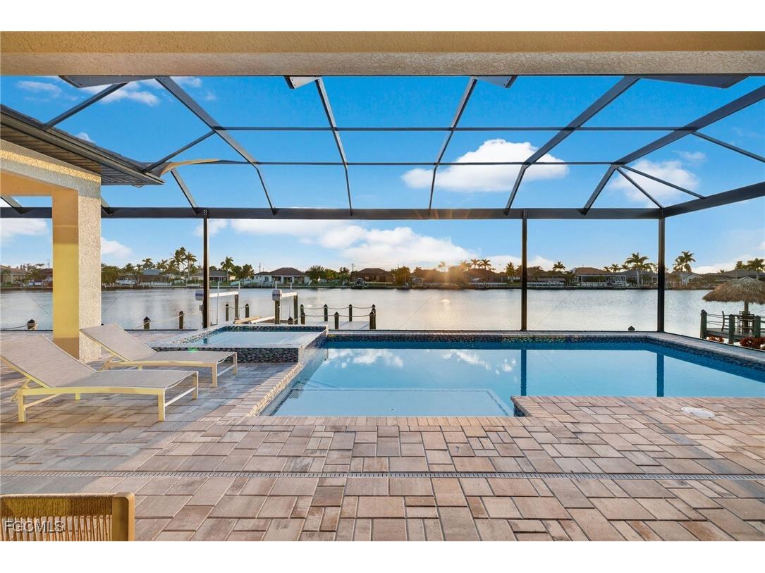 418 SW 33rd Avenue Cape Coral FL 33991 2025018814 image1
