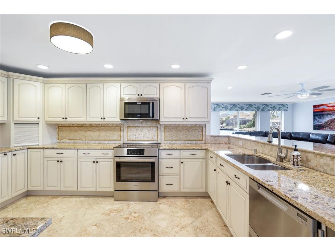 418 Tarpon Court Marco Island FL 34145 225076661 image13