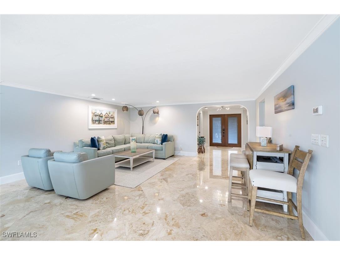 418 Tarpon Court Marco Island FL 34145 225076661 image9