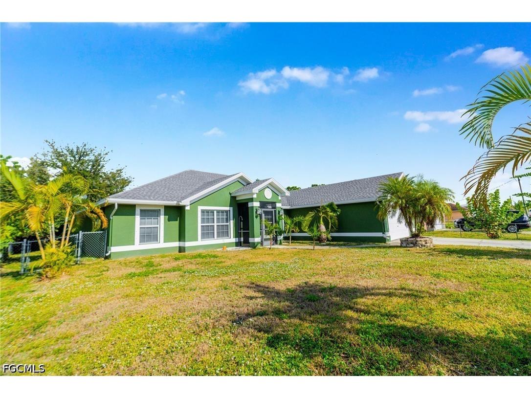 418 Windermere Drive Lehigh Acres FL 33972 2026020093 image4