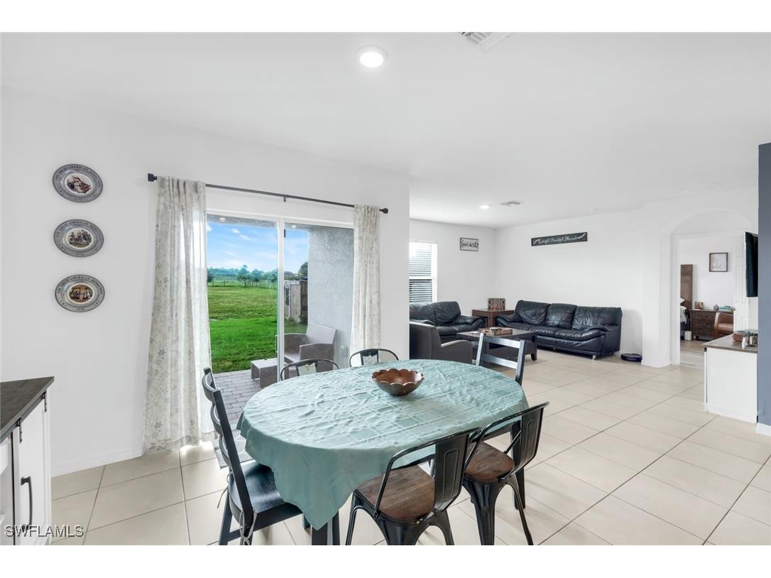 4180 68th Avenue NE Naples FL 34120 225069046 image7
