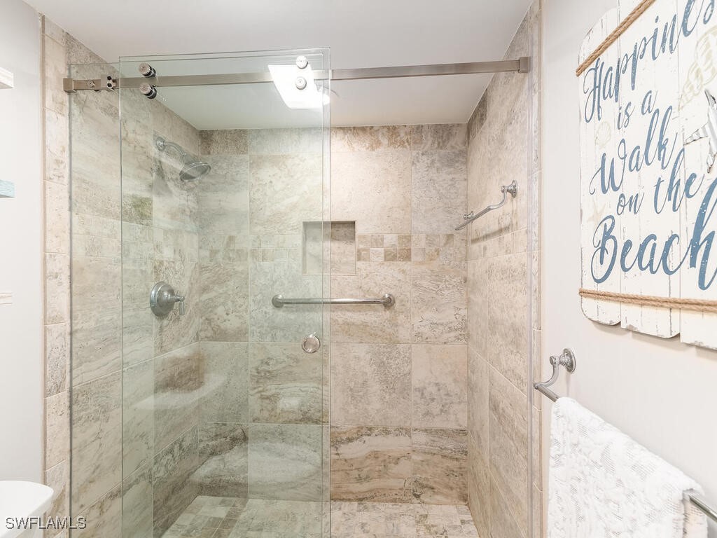 4180 Crayton Road #E7 Naples FL 34103 225084836 image15