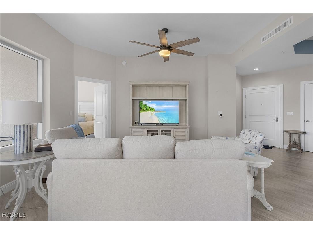 4182 Bay Beach Lane #721 Fort Myers Beach FL 33931 2025020946 image15