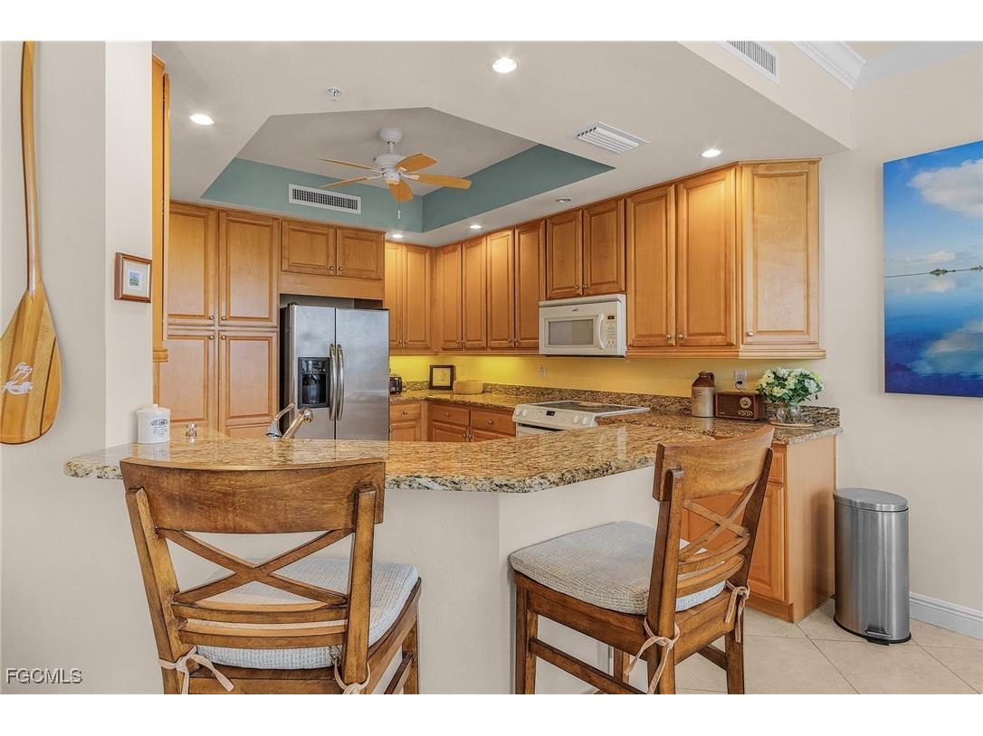 4182 Bay Beach Lane #733 Fort Myers Beach FL 33931 2025020050 image3