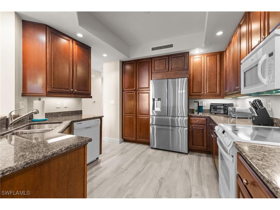 4182 Bay Beach Lane #753 Fort Myers Beach FL 33931 224080095 image6