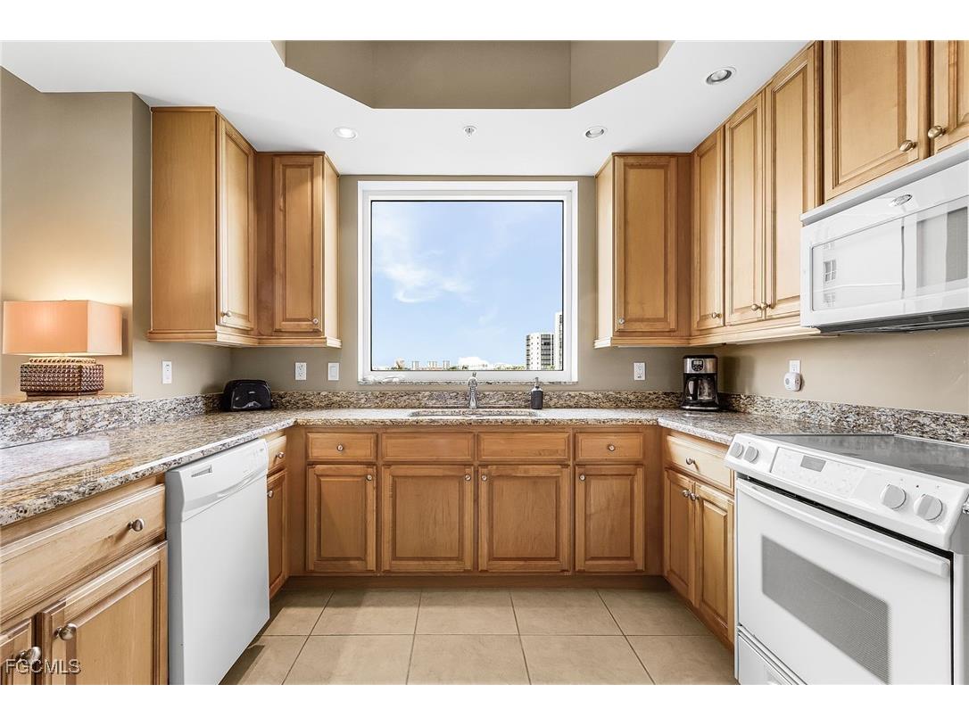 4182 Bay Beach Lane #756 Fort Myers Beach FL 33931 2025014013 image4