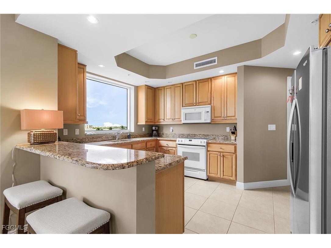 4182 Bay Beach Lane #756 Fort Myers Beach FL 33931 2025014013 image5