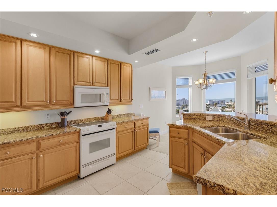 4182 Bay Beach Lane #773 Fort Myers Beach FL 33931 2025024614 image27