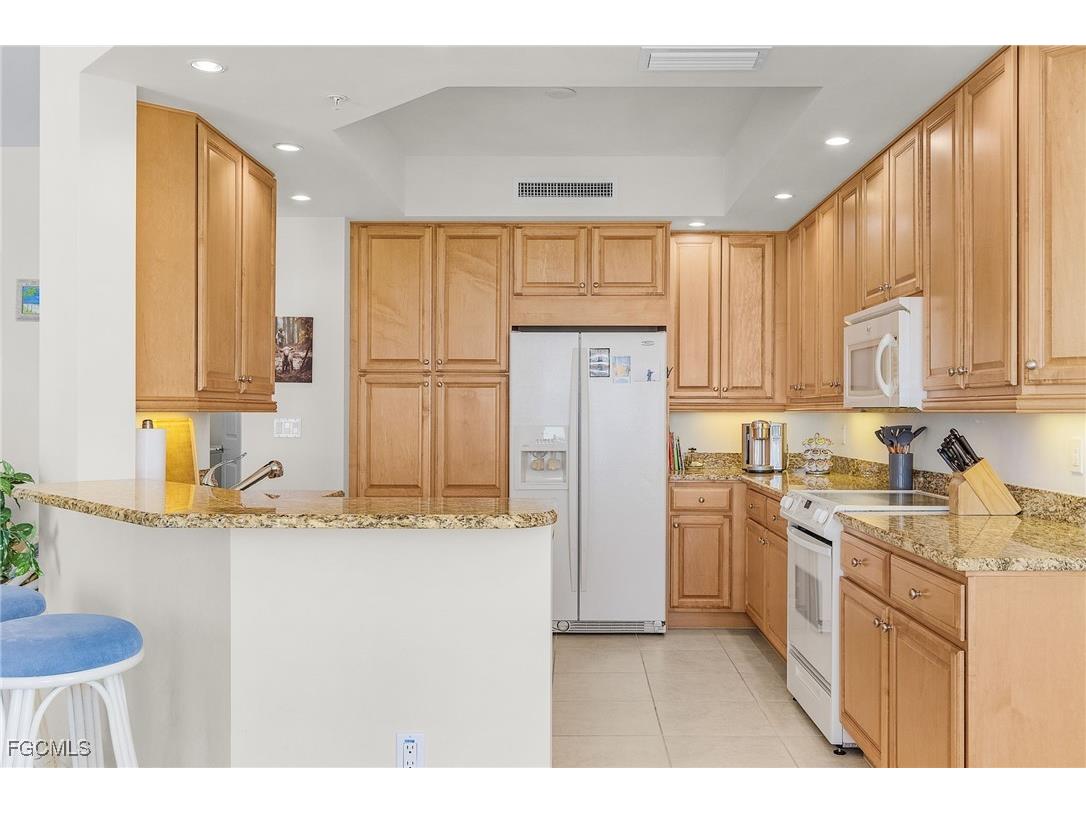 4182 Bay Beach Lane #773 Fort Myers Beach FL 33931 2025024614 image8