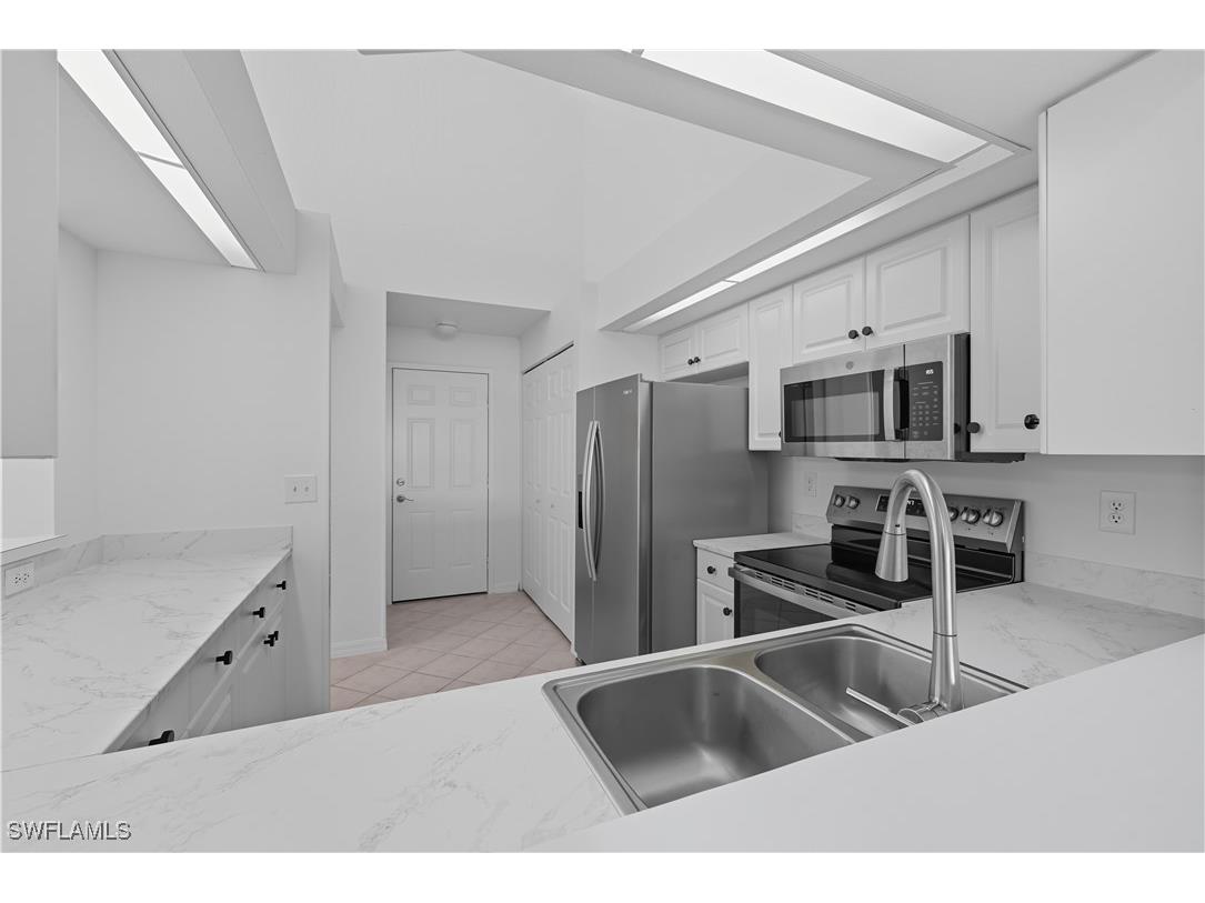 4182 Pensacola Avenue Estero FL 33928 225073573 image7