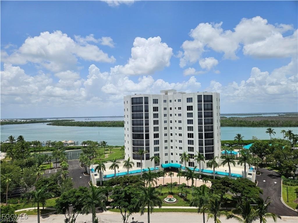 4183 Bay Beach Lane #313 Fort Myers Beach FL 33931 2025011231 image1