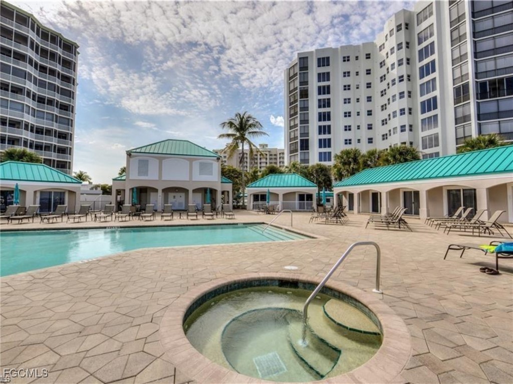 4183 Bay Beach Lane #313 Fort Myers Beach FL 33931 2025011231 image2
