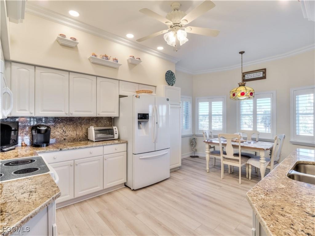 4183 Bay Beach Lane #313 Fort Myers Beach FL 33931 2025011231 image9