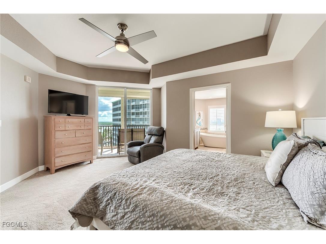 4183 Bay Beach Lane #375 Fort Myers Beach FL 33931 2025005864 image25