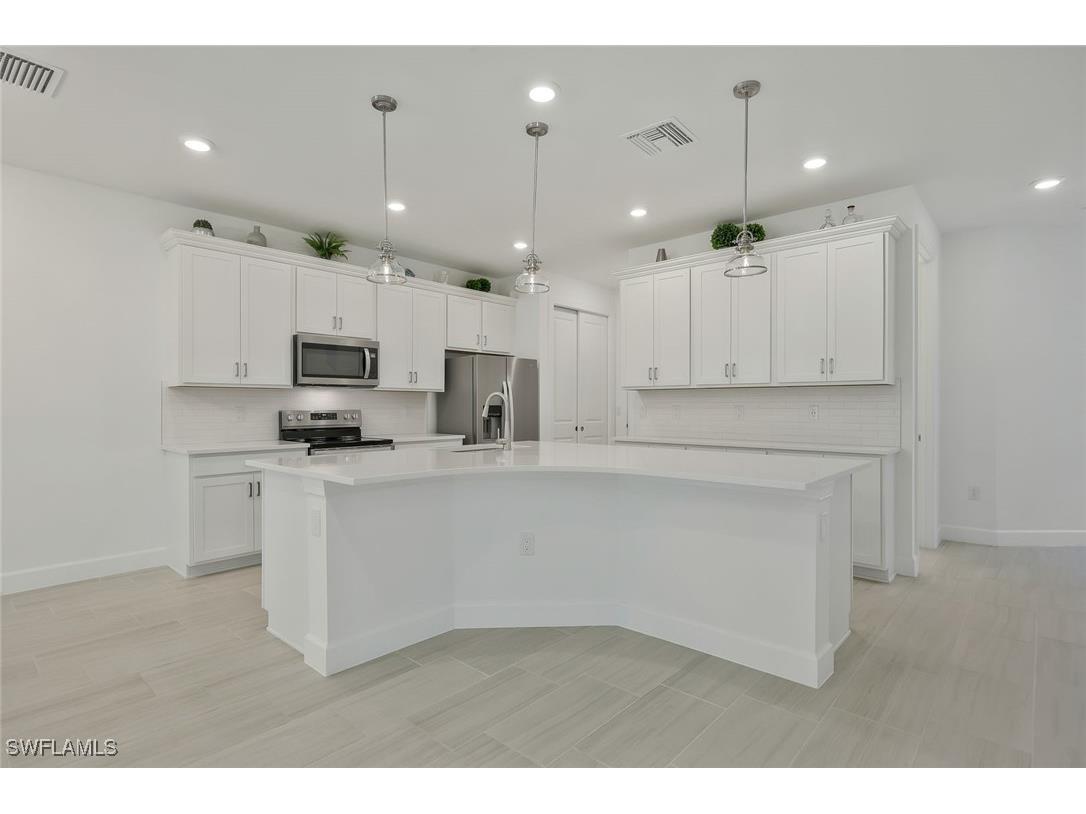 4184 Sonoma Oaks Circle Naples FL 34119 225063013 image6