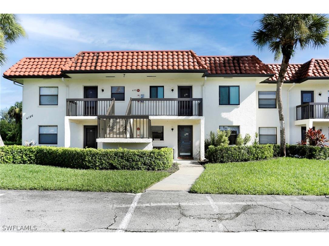 4186 27th Court SW #102 Naples FL 34116 224060733 image1