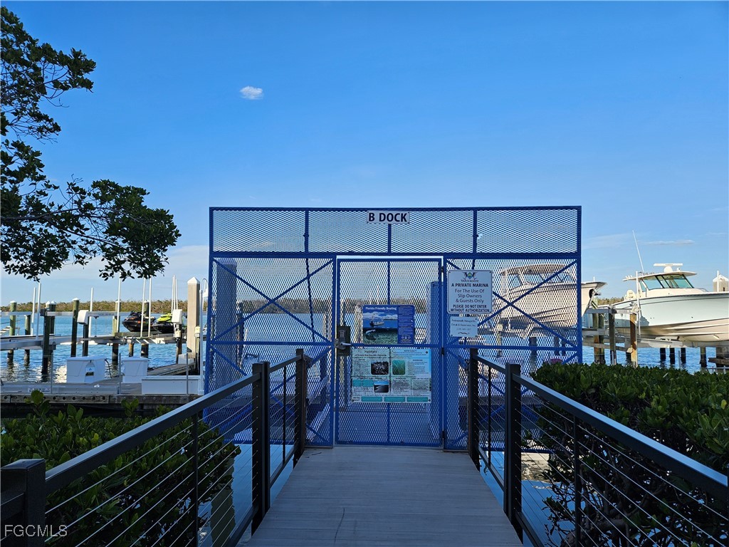 4187 Bay Beach #b28 Lane Fort Myers Beach FL 33931 2025008833 image3