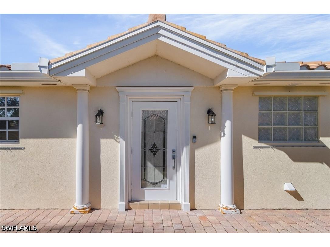 4187 Saint George Lane Naples FL 34119 226015676 image3