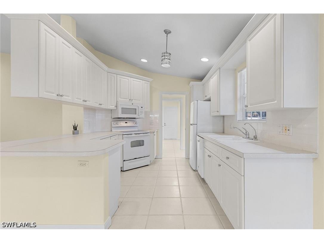 4187 Saint George Lane Naples FL 34119 226015676 image5