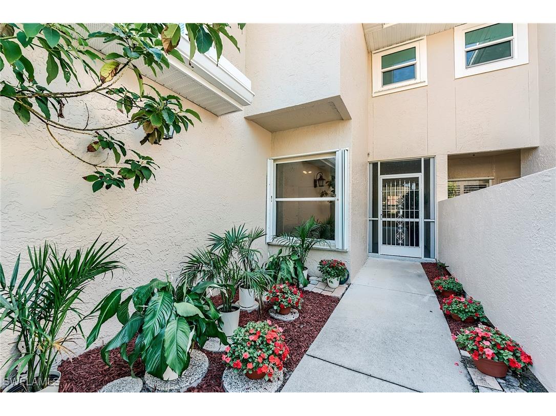 419 Emerald Bay Circle #B6 Naples FL 34110 225079933 image1