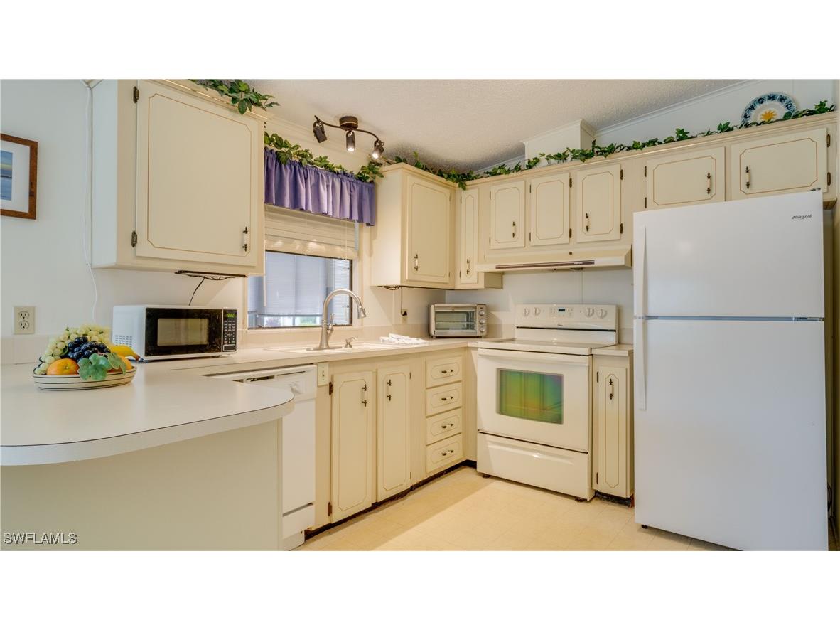 419 Horizon Drive North Fort Myers FL 33903 225051810 image3