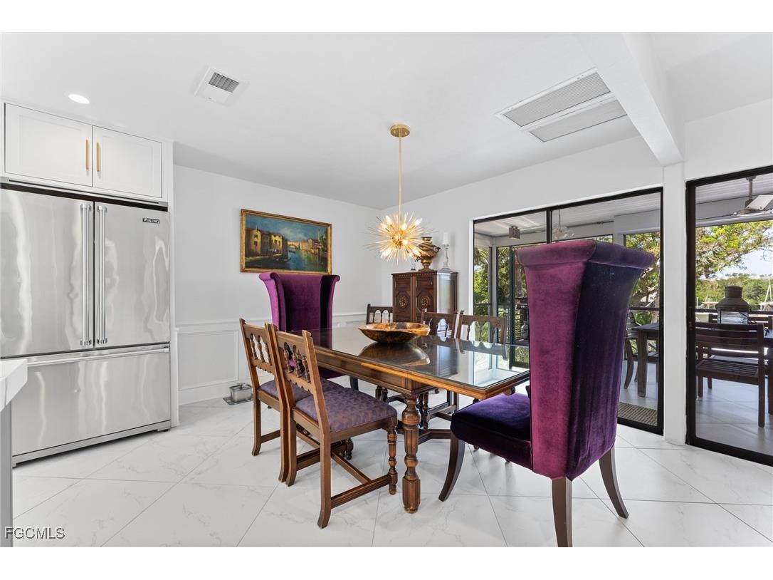 419 Lighthouse Way Sanibel FL 33957 2025015008 image12