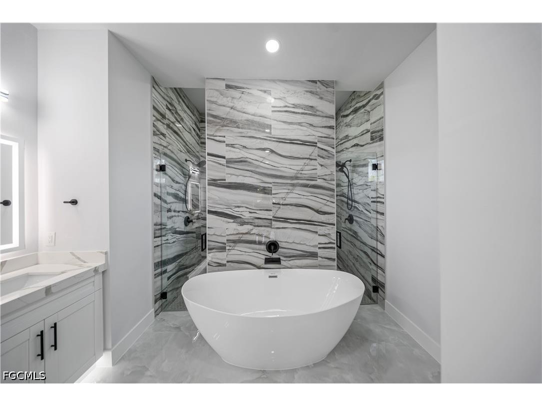 419 NW 4th Terrace Cape Coral FL 33993 2026019022 image13