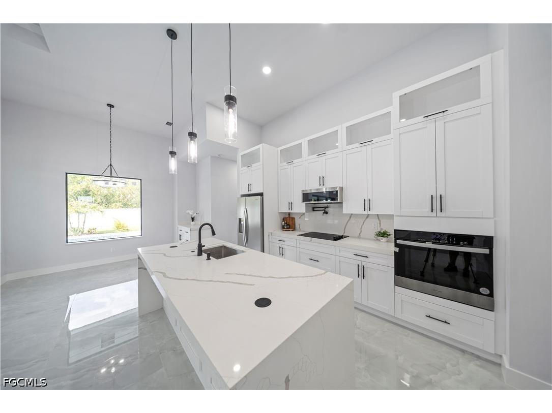 419 NW 4th Terrace Cape Coral FL 33993 2026019022 image6