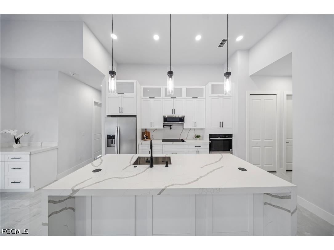 419 NW 4th Terrace Cape Coral FL 33993 2026019022 image7