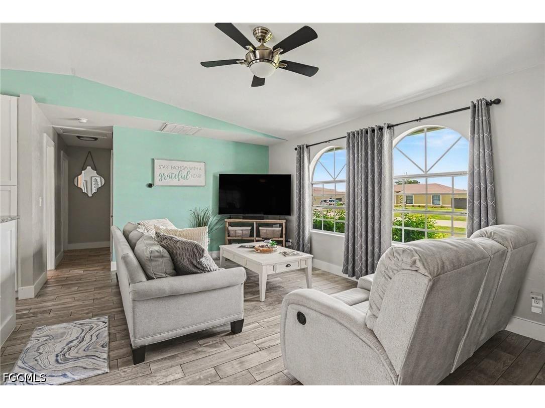 419 NW 7th Terrace Cape Coral FL 33993 2026025884 image12
