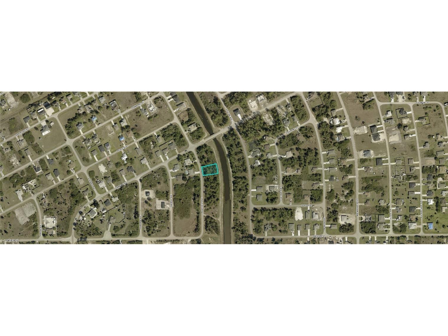 419 Paulcrest Avenue Lehigh Acres FL 33974 2026011424 image2