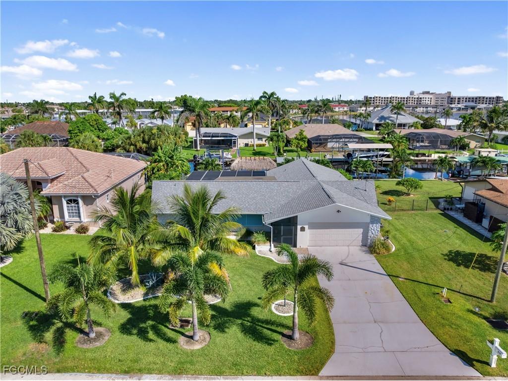 419 Pinecrest Court Cape Coral FL 33904 2025007544 image2