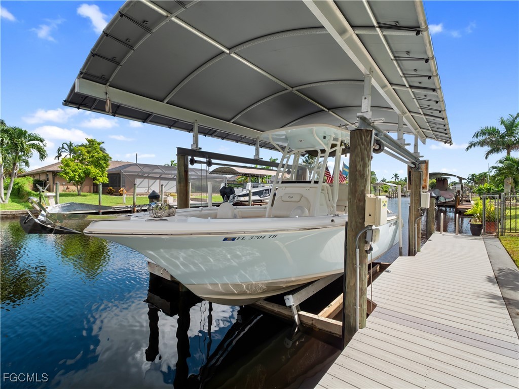 419 Pinecrest Court Cape Coral FL 33904 2025007544 image5