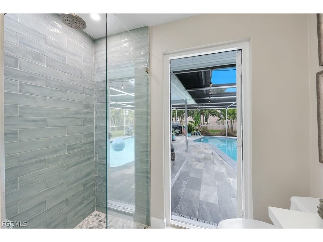 419 Pinecrest Court Cape Coral FL 33904 2026009375 image34