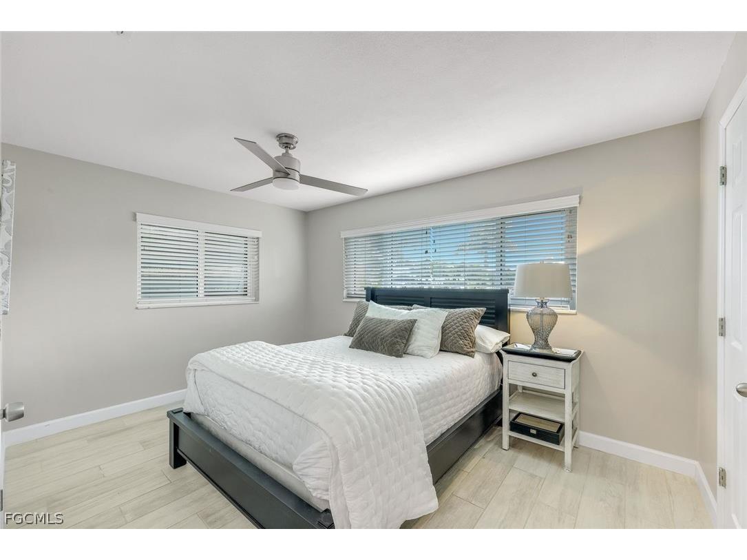 419 Pinecrest Court Cape Coral FL 33904 2026009375 image35