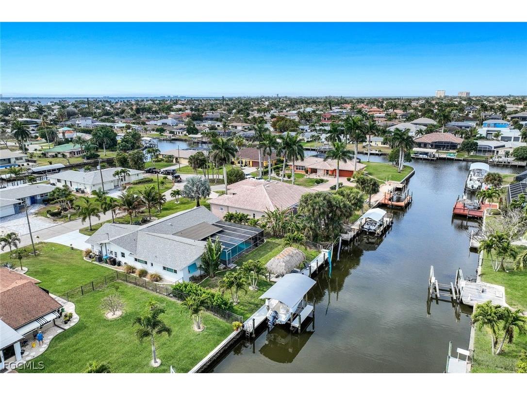 419 Pinecrest Court Cape Coral FL 33904 2026009375 image46