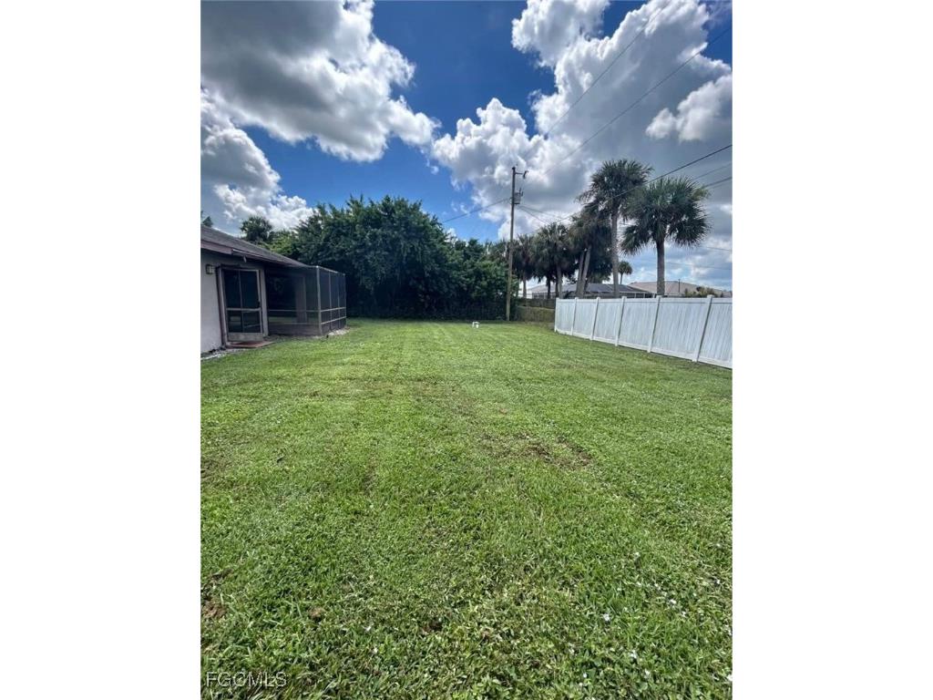 419 Robert Avenue Lehigh Acres FL 33936 2025013982 image4