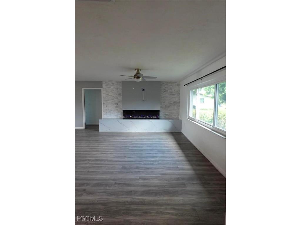 419 Robert Avenue Lehigh Acres FL 33936 2025013982 image8