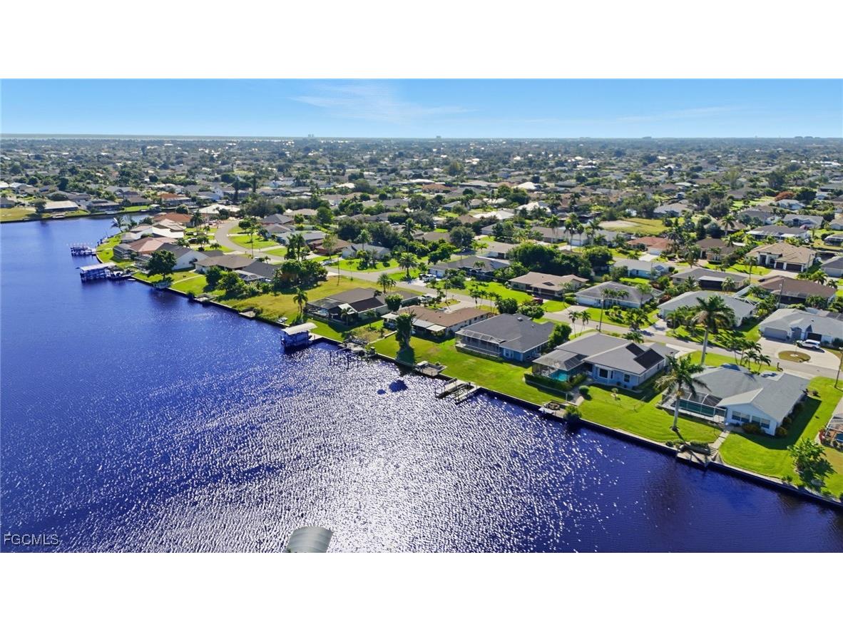 419 SE 28th Terrace Cape Coral FL 33904 2025016604 image12