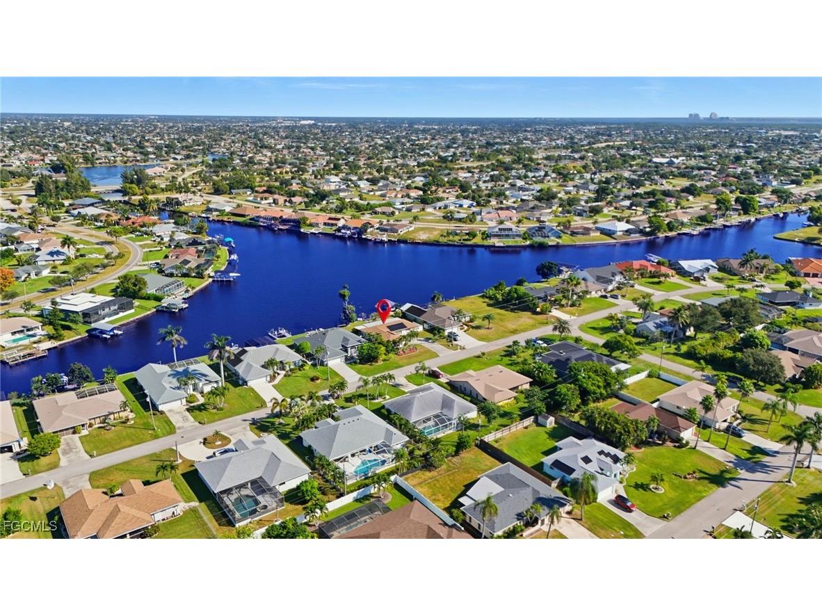 419 SE 28th Terrace Cape Coral FL 33904 2025016604 image7