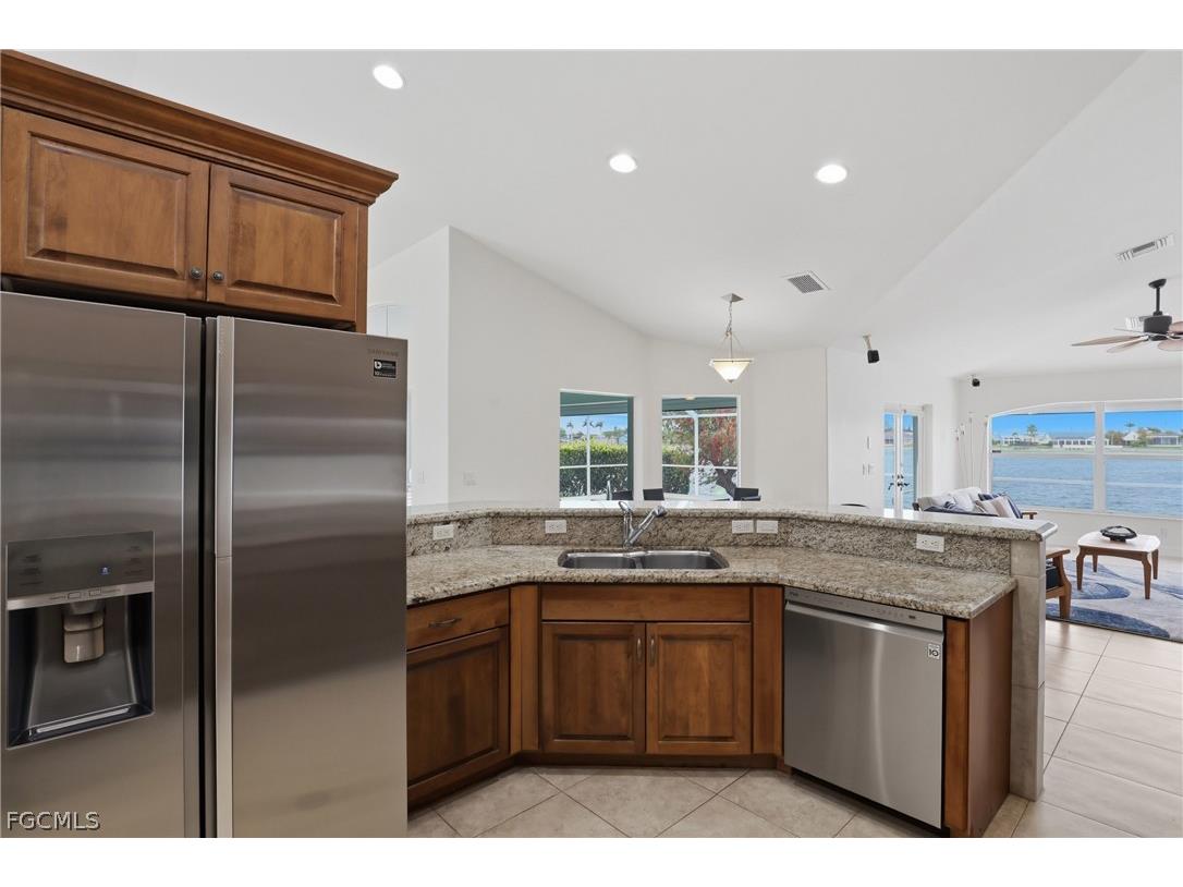 419 SW 12th Street Cape Coral FL 33991 2026013418 image19